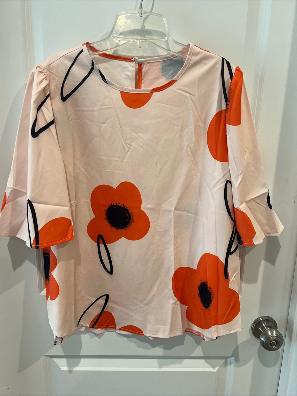 SHEIN Orange Floral Print Top Size Large - Like New